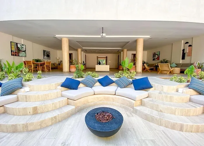Chic Retreat With Wellness Amenities Apartment *
