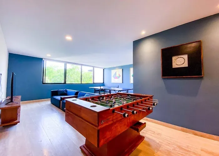 Chic Retreat With Wellness Amenities *